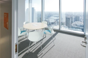 Meeting Room（定員：10名）